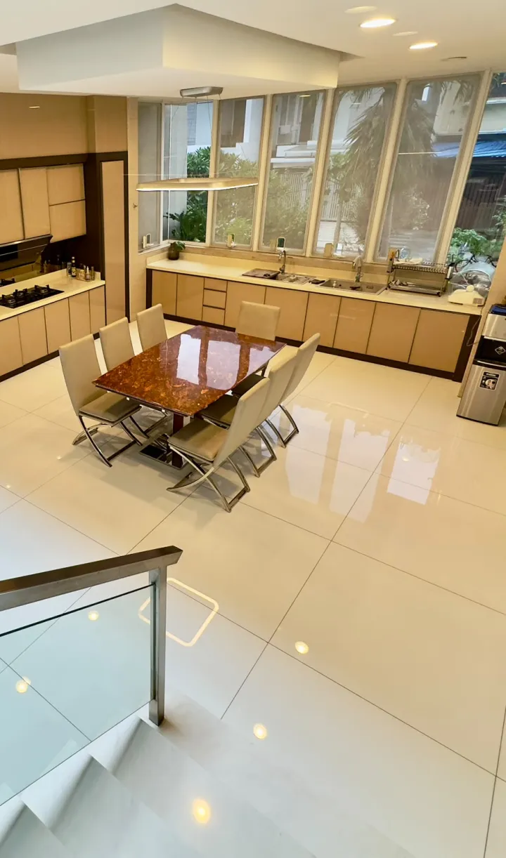 Foto 12: Rumah Sunter - hoek