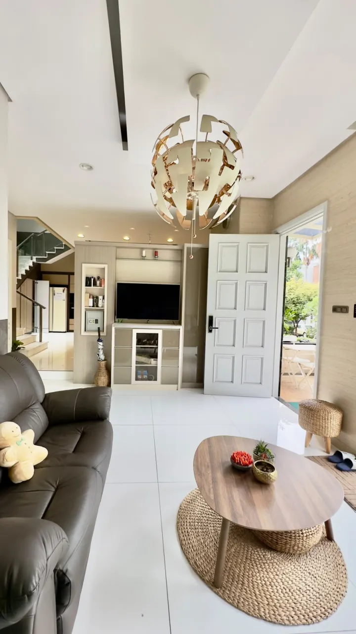 Foto 8: Rumah Sunter - hoek