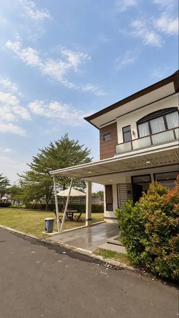 Foto 2: Rumah Lavon Swan City
